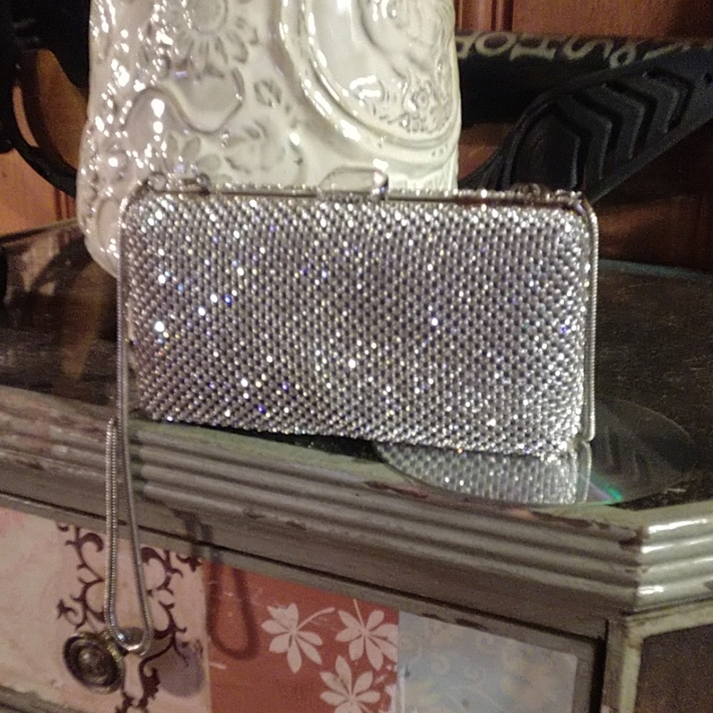 Sondra Roberts clutch
